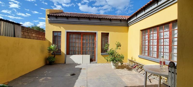 3 Bedroom Property for Sale in Soshanguve Gauteng