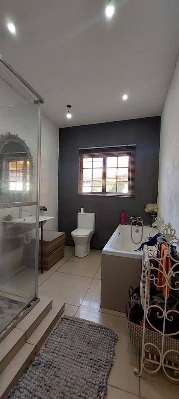 3 Bedroom Property for Sale in Soshanguve Gauteng