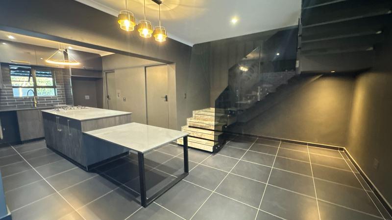 To Let 2 Bedroom Property for Rent in Fourways Gauteng