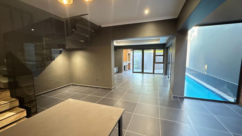 To Let 2 Bedroom Property for Rent in Fourways Gauteng