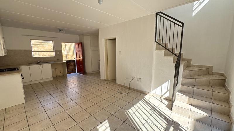 3 Bedroom Property for Sale in Wilgeheuwel Gauteng