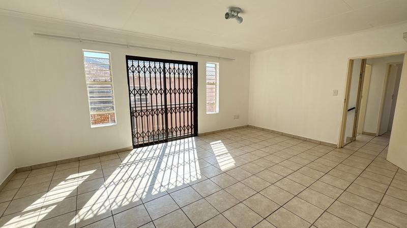 3 Bedroom Property for Sale in Wilgeheuwel Gauteng