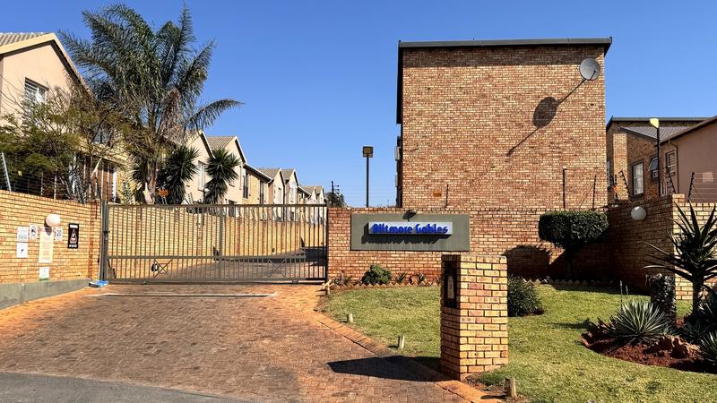 3 Bedroom Property for Sale in Wilgeheuwel Gauteng