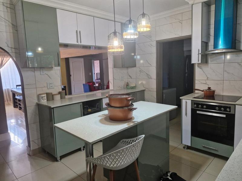 3 Bedroom Property for Sale in The Orchards Gauteng