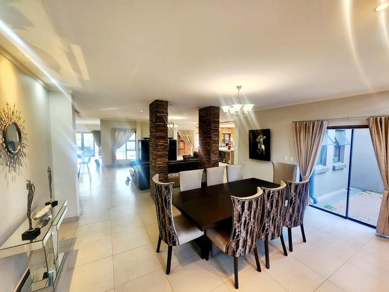5 Bedroom Property for Sale in Zambezi Country Estate Gauteng