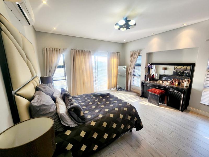 5 Bedroom Property for Sale in Zambezi Country Estate Gauteng