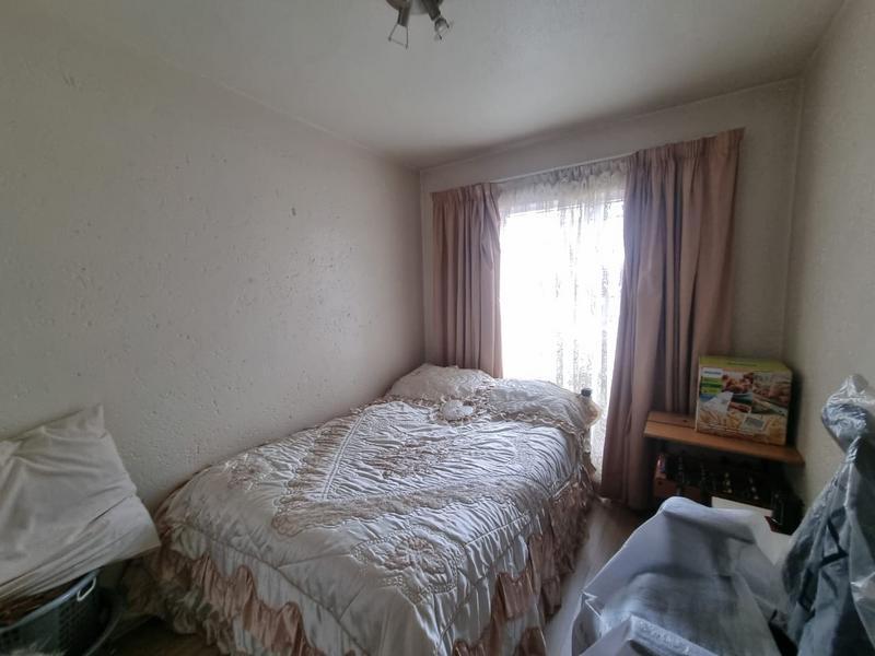 3 Bedroom Property for Sale in Brackendowns Gauteng