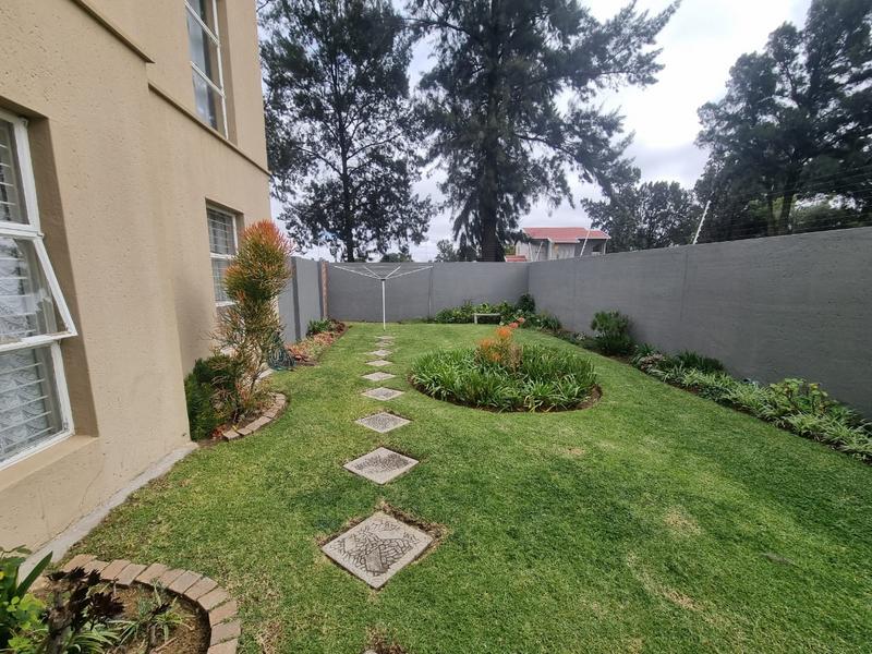 3 Bedroom Property for Sale in Brackendowns Gauteng