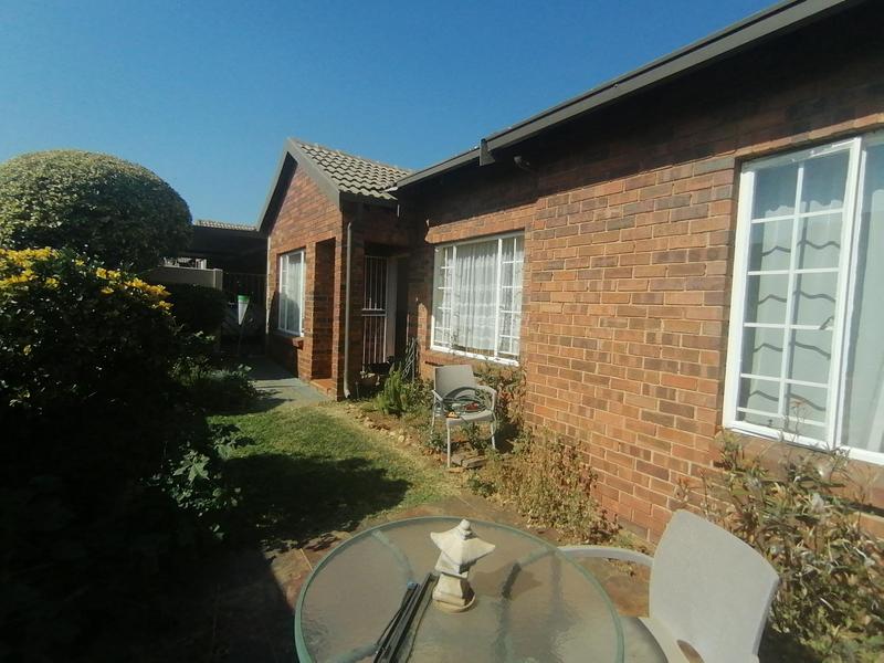 To Let 3 Bedroom Property for Rent in Bergbron Gauteng