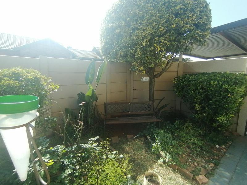 To Let 3 Bedroom Property for Rent in Bergbron Gauteng