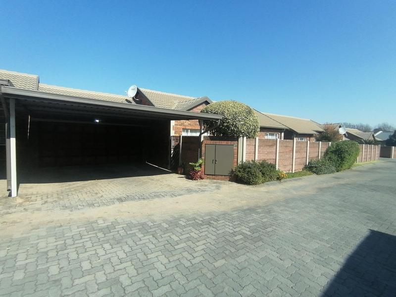 To Let 3 Bedroom Property for Rent in Bergbron Gauteng