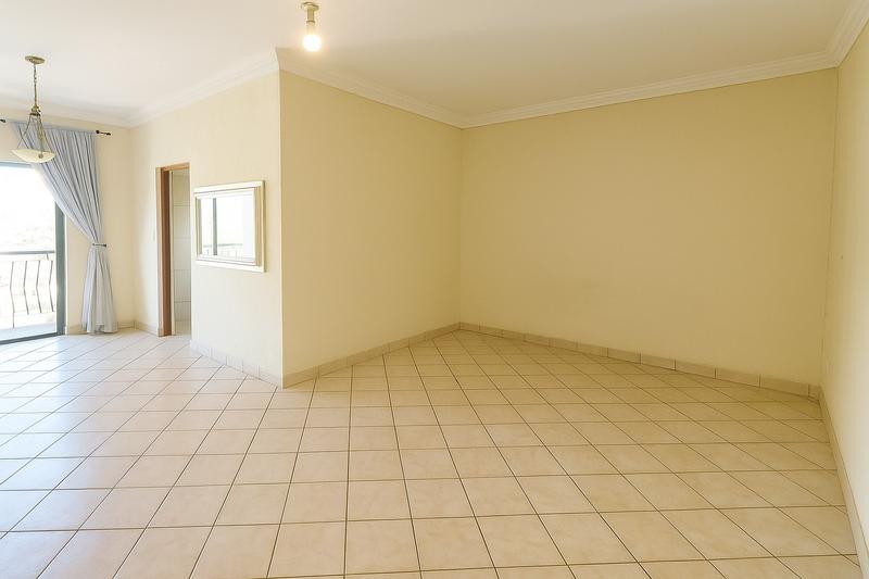 5 Bedroom Property for Sale in Eldoraigne Gauteng