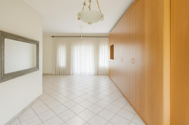 5 Bedroom Property for Sale in Eldoraigne Gauteng