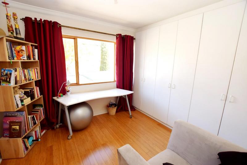 2 Bedroom Property for Sale in Lonehill Gauteng