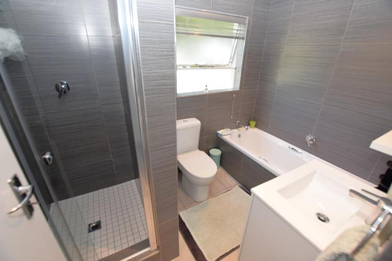 2 Bedroom Property for Sale in Morningside Gauteng