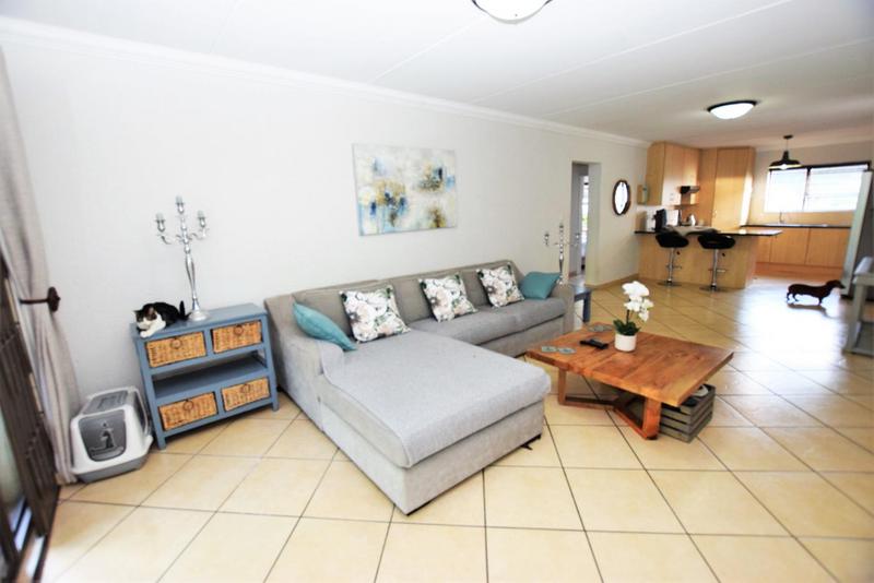 2 Bedroom Property for Sale in Paulshof Gauteng