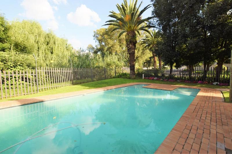 2 Bedroom Property for Sale in Paulshof Gauteng