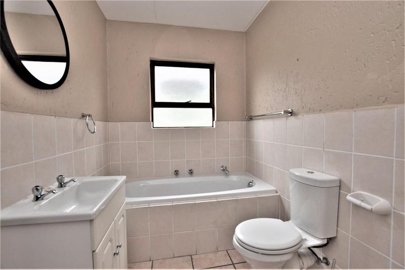 2 Bedroom Property for Sale in Paulshof Gauteng