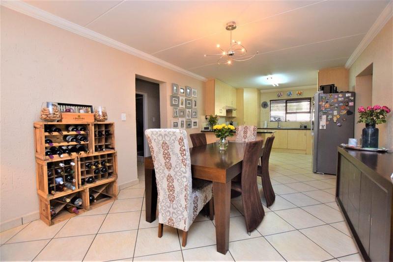 2 Bedroom Property for Sale in Paulshof Gauteng