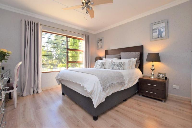 2 Bedroom Property for Sale in Paulshof Gauteng