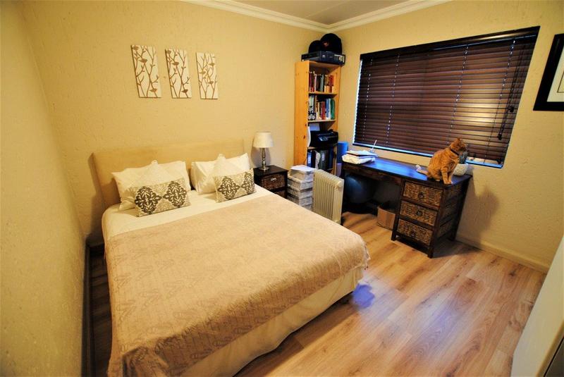 2 Bedroom Property for Sale in Paulshof Gauteng