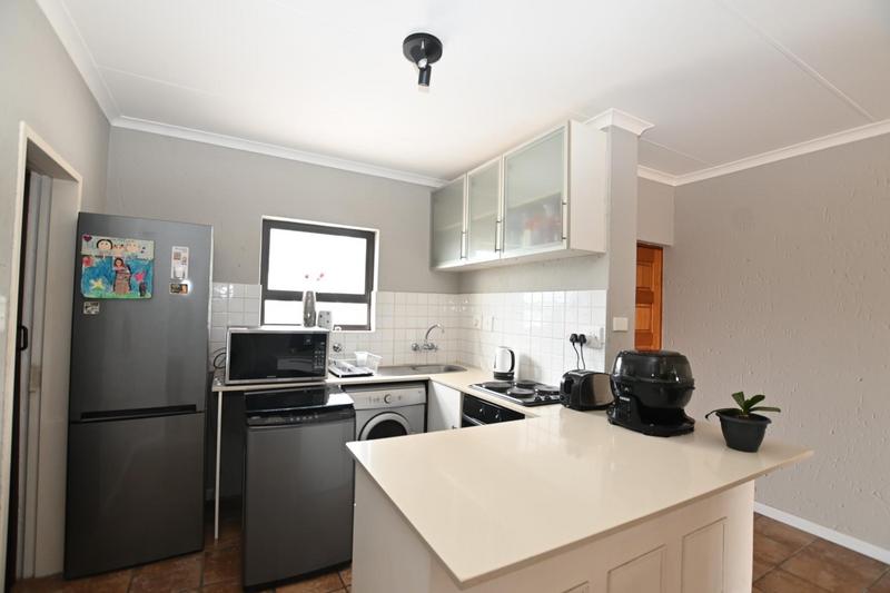 1 Bedroom Property for Sale in Paulshof Gauteng