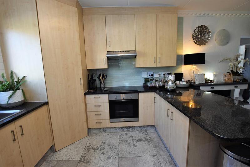 2 Bedroom Property for Sale in Paulshof Gauteng