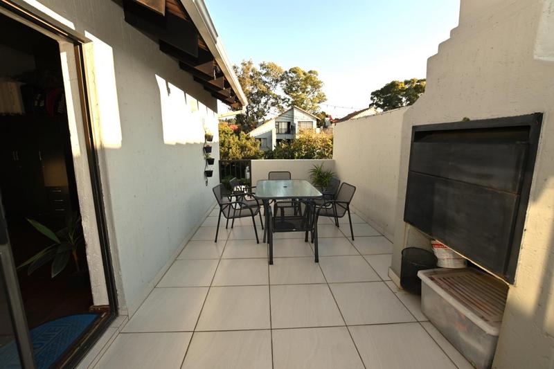 2 Bedroom Property for Sale in Paulshof Gauteng