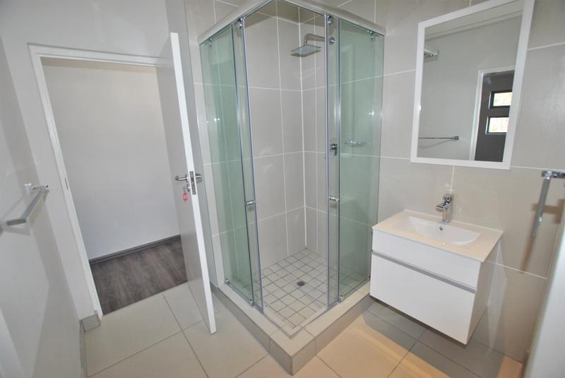 1 Bedroom Property for Sale in Rivonia Gauteng