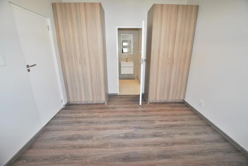 1 Bedroom Property for Sale in Rivonia Gauteng