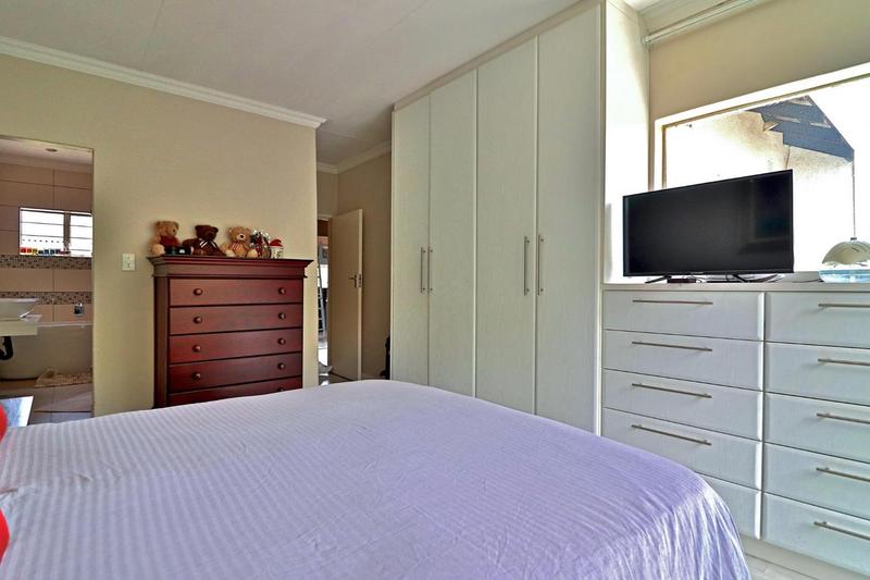 3 Bedroom Property for Sale in Rivonia Gauteng