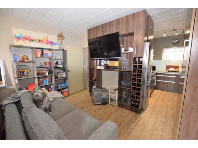 1 Bedroom Property for Sale in Rivonia Gauteng
