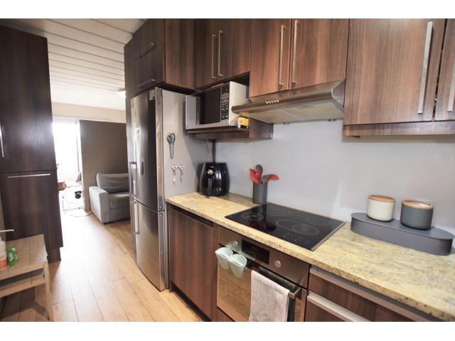 1 Bedroom Property for Sale in Rivonia Gauteng