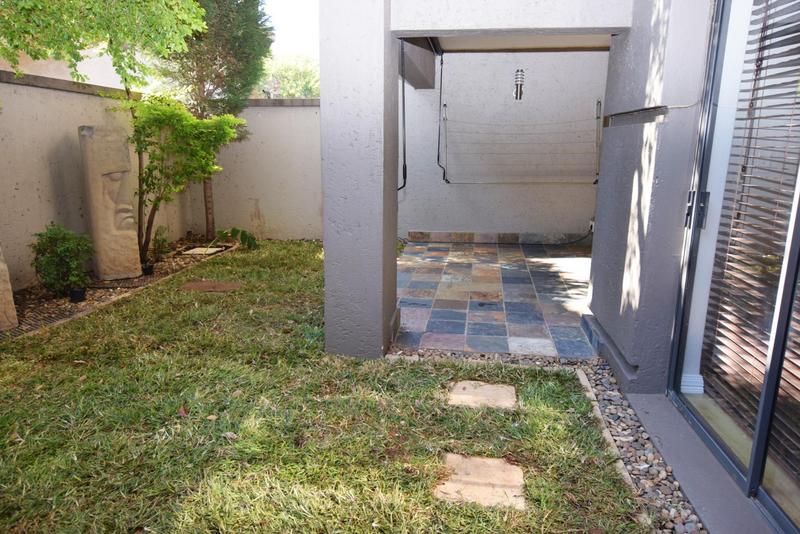 2 Bedroom Property for Sale in Rivonia Gauteng