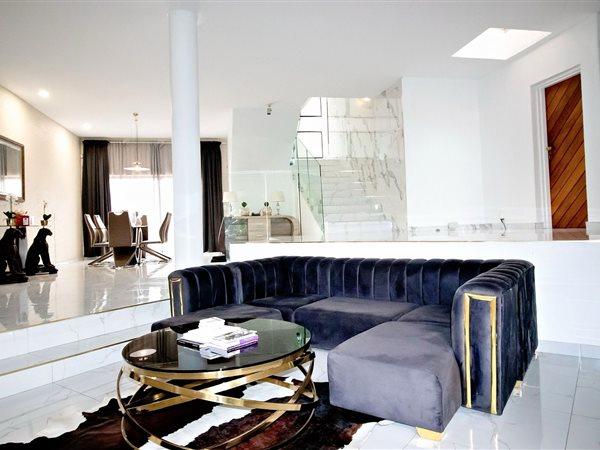 To Let 5 Bedroom Property for Rent in Hurlingham Gauteng