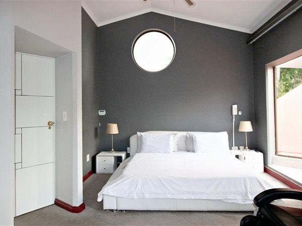 To Let 5 Bedroom Property for Rent in Hurlingham Gauteng