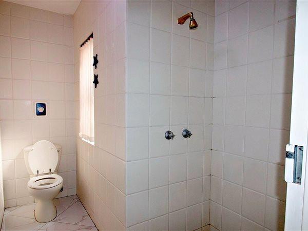 To Let 5 Bedroom Property for Rent in Hurlingham Gauteng