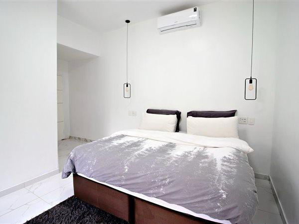 To Let 5 Bedroom Property for Rent in Hurlingham Gauteng