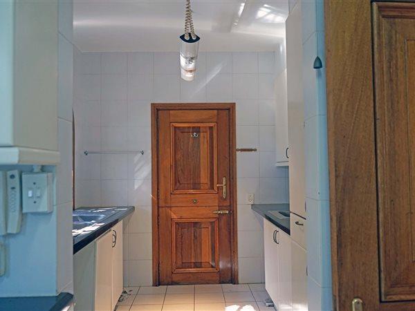 To Let 3 Bedroom Property for Rent in Illovo Gauteng