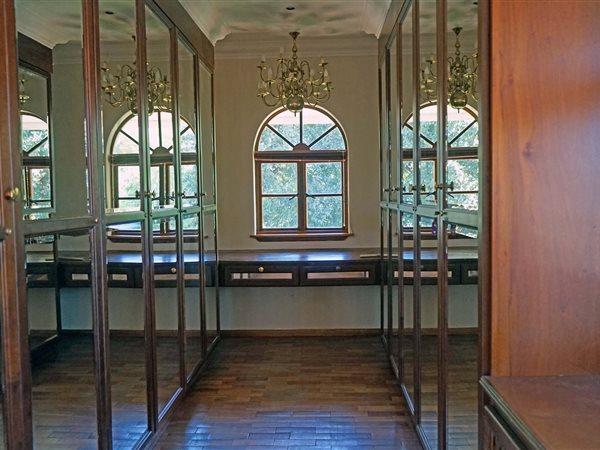 To Let 3 Bedroom Property for Rent in Illovo Gauteng