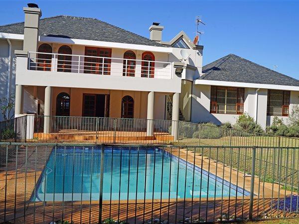 To Let 3 Bedroom Property for Rent in Illovo Gauteng