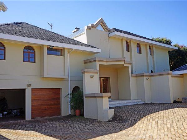 To Let 3 Bedroom Property for Rent in Illovo Gauteng