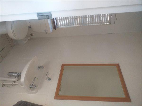 To Let 4 Bedroom Property for Rent in Sandown Gauteng