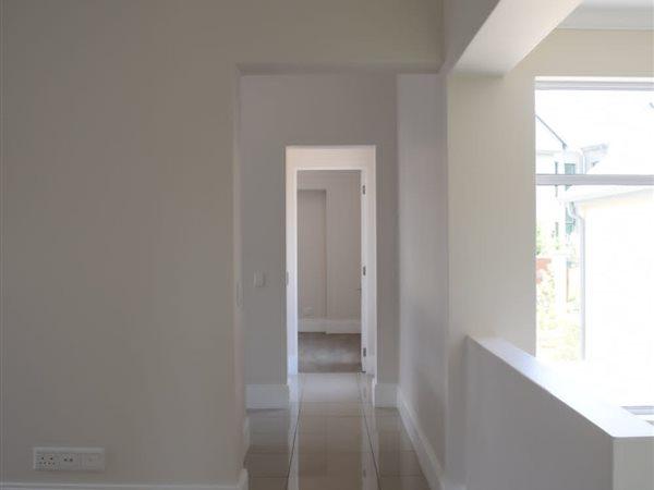 To Let 5 Bedroom Property for Rent in Waterfall Country Estate Gauteng