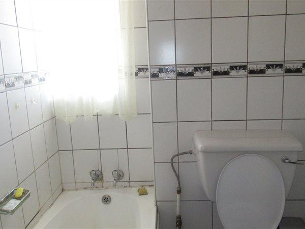 2 Bedroom Property for Sale in Lyndhurst Gauteng