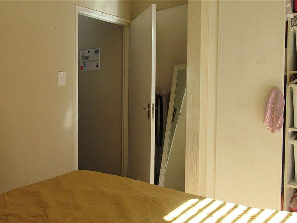 2 Bedroom Property for Sale in Maroeladal Gauteng