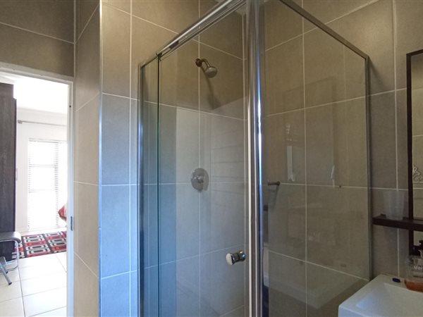 2 Bedroom Property for Sale in Olivedale Gauteng