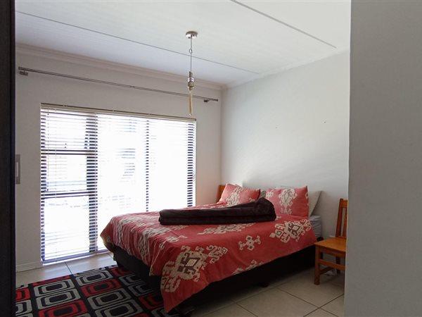 2 Bedroom Property for Sale in Olivedale Gauteng