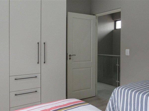 4 Bedroom Property for Sale in Olivedale Gauteng