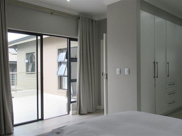 4 Bedroom Property for Sale in Olivedale Gauteng